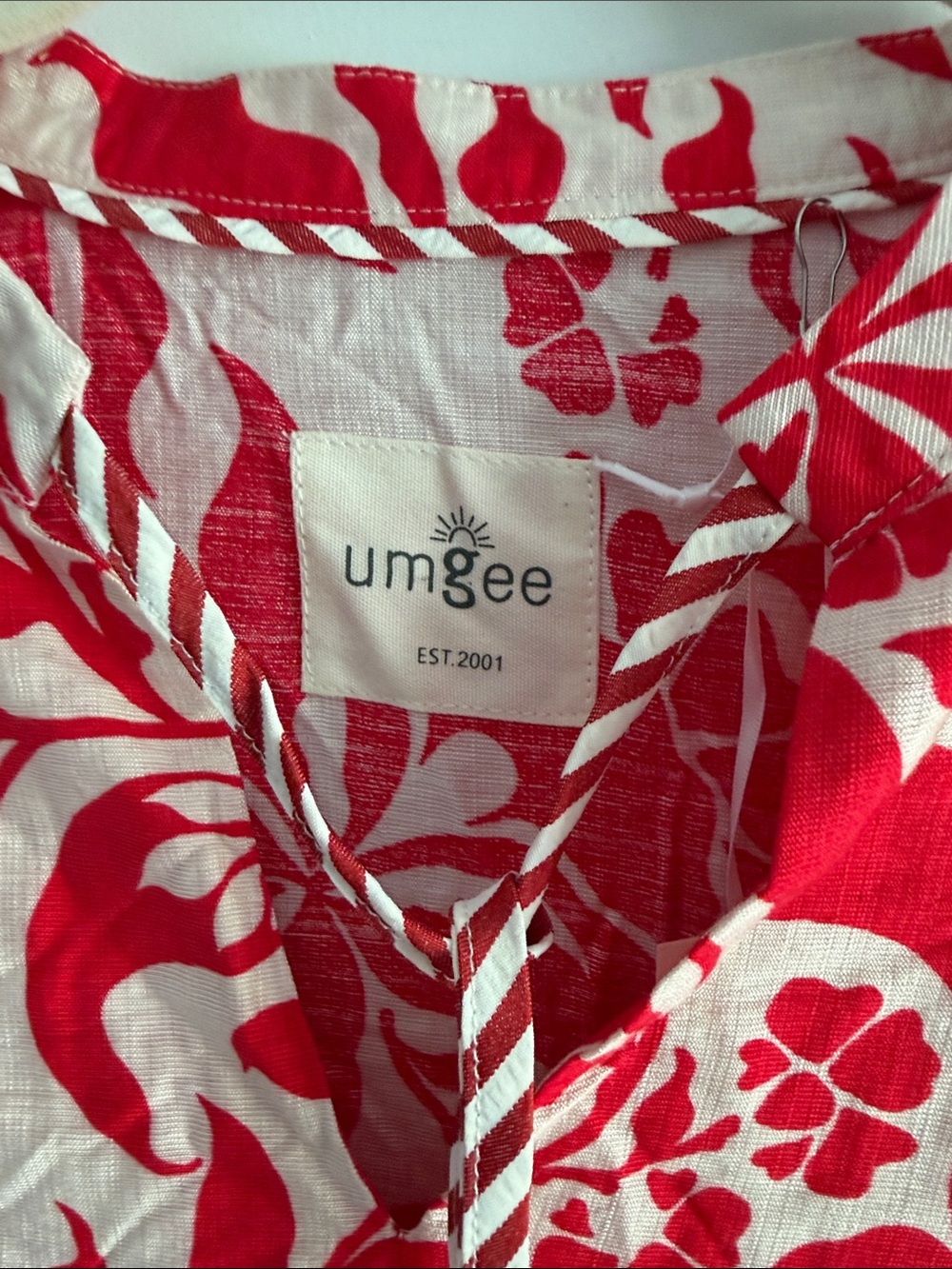 Umgee Red and Cream Floral Peasant Blouse with Braided Tie medium - Picture 2 of 4